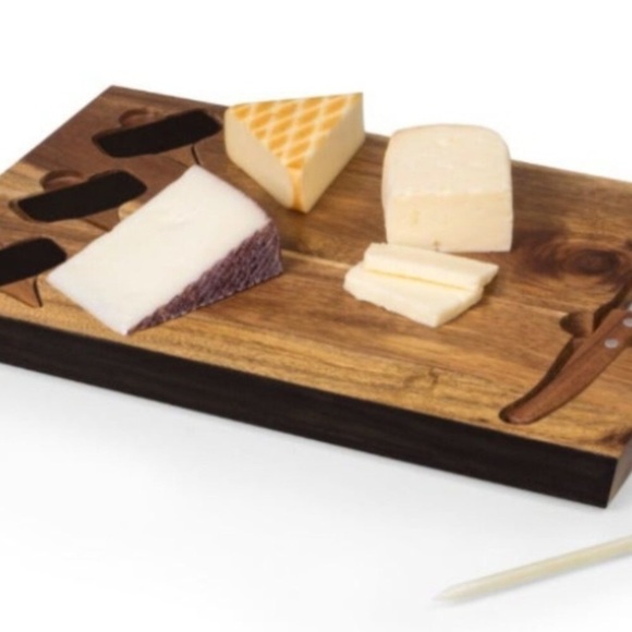 TOSCANA Cutting Board and Cheese Tools Set - Picture 6 of 16